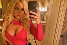 Photo of HOT: Sofia u kupaćem kostimu gori od seksepila! VIDEO